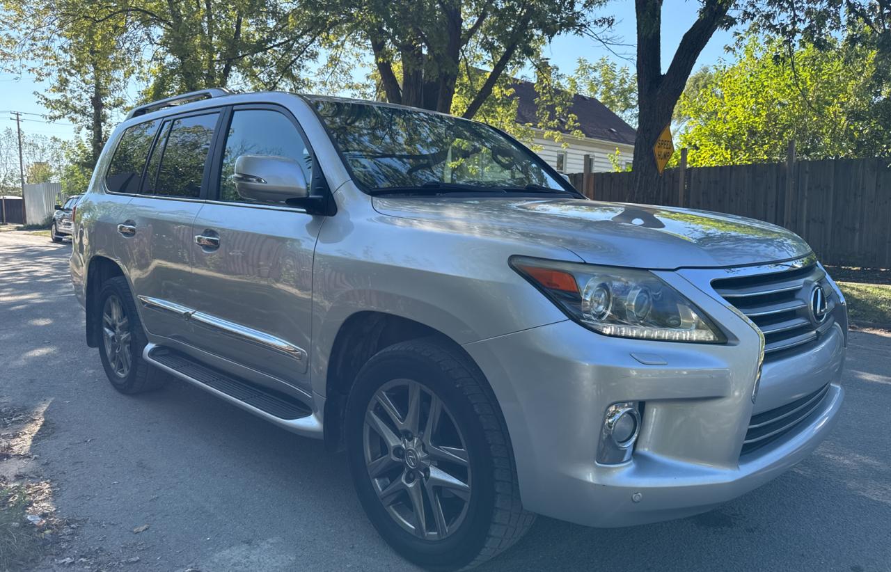 LEXUS LX 570