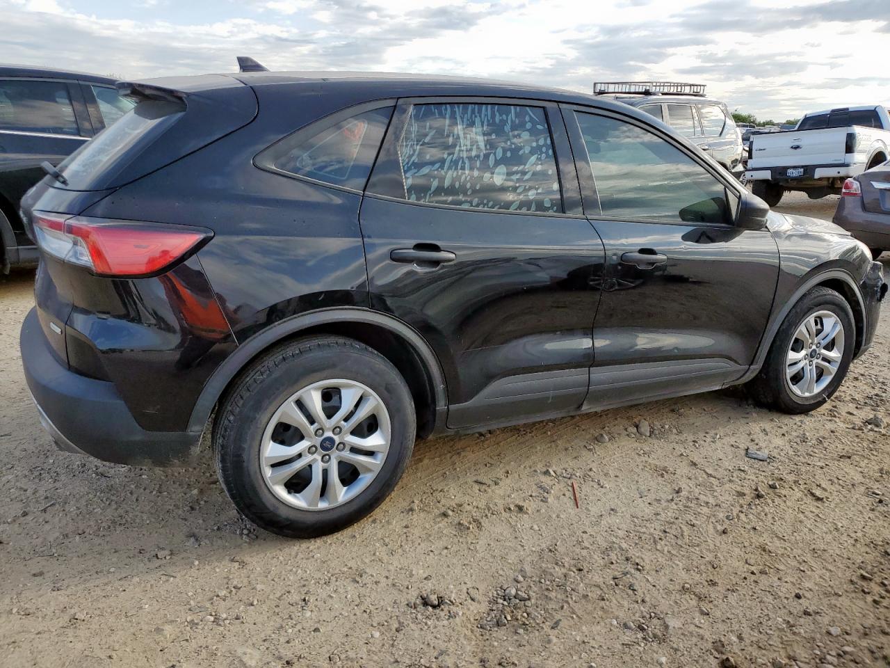 FORD ESCAPE S