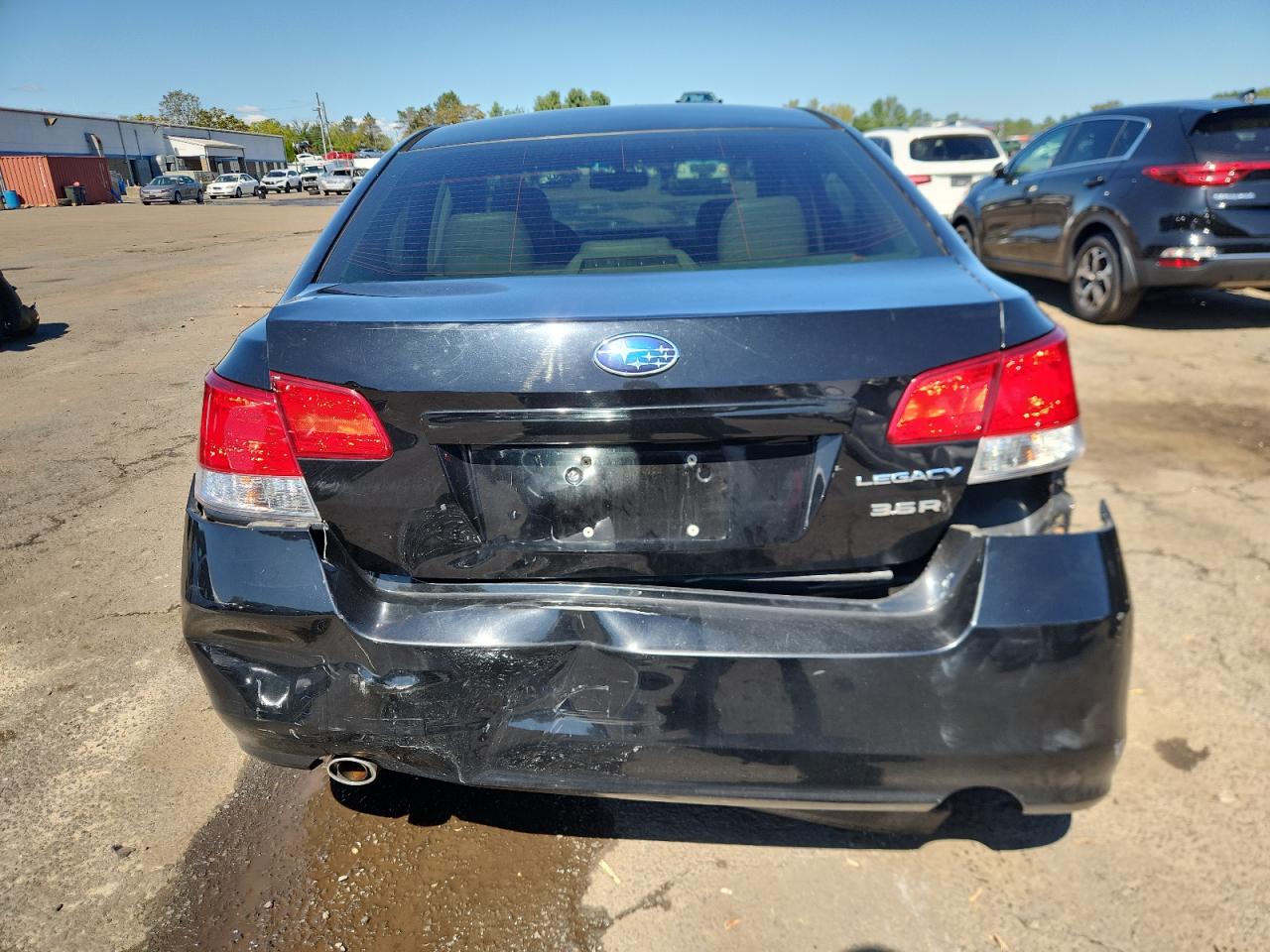 SUBARU LEGACY 3.6R LIMITED