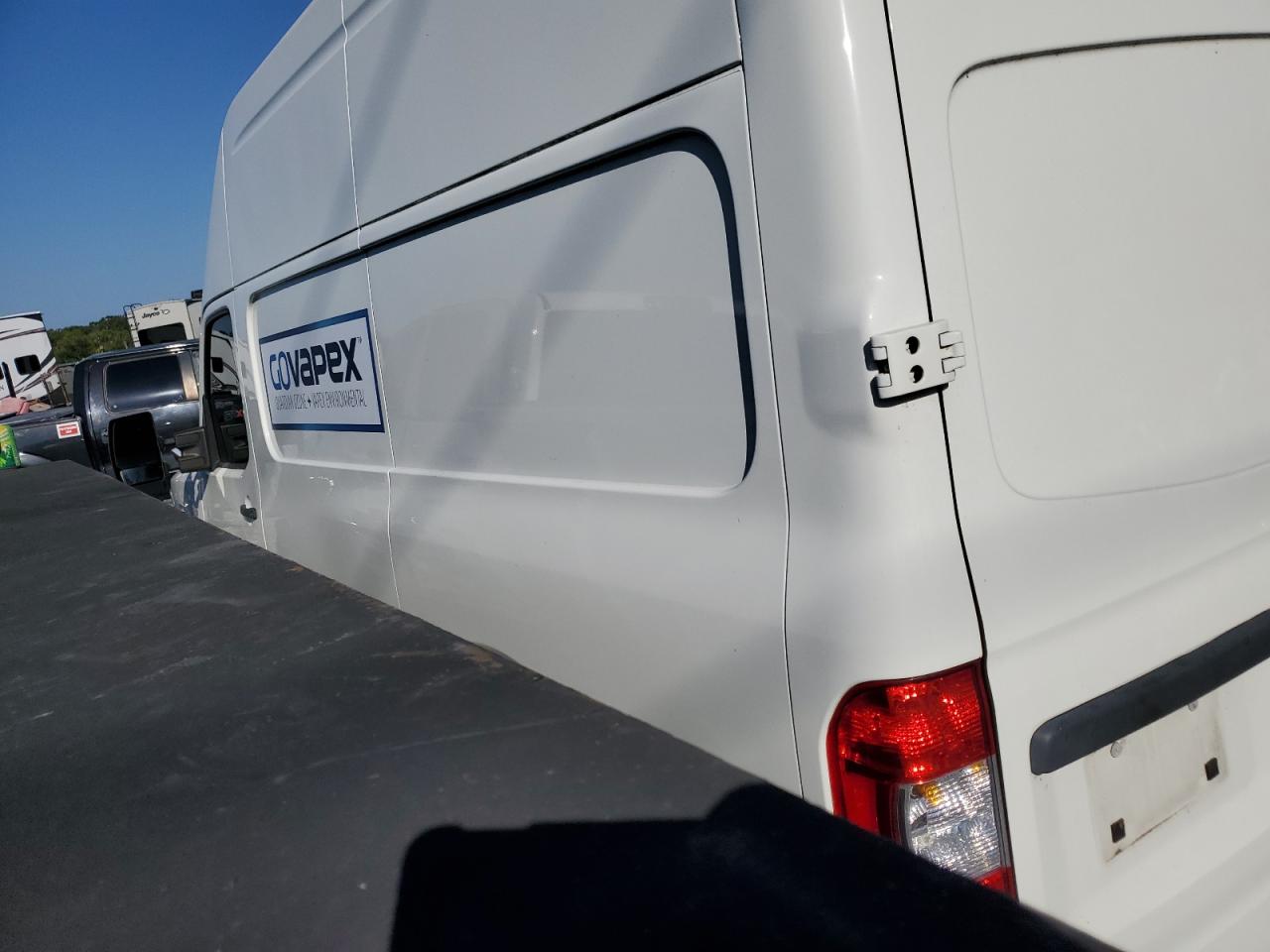 NISSAN NV2500 2500 S