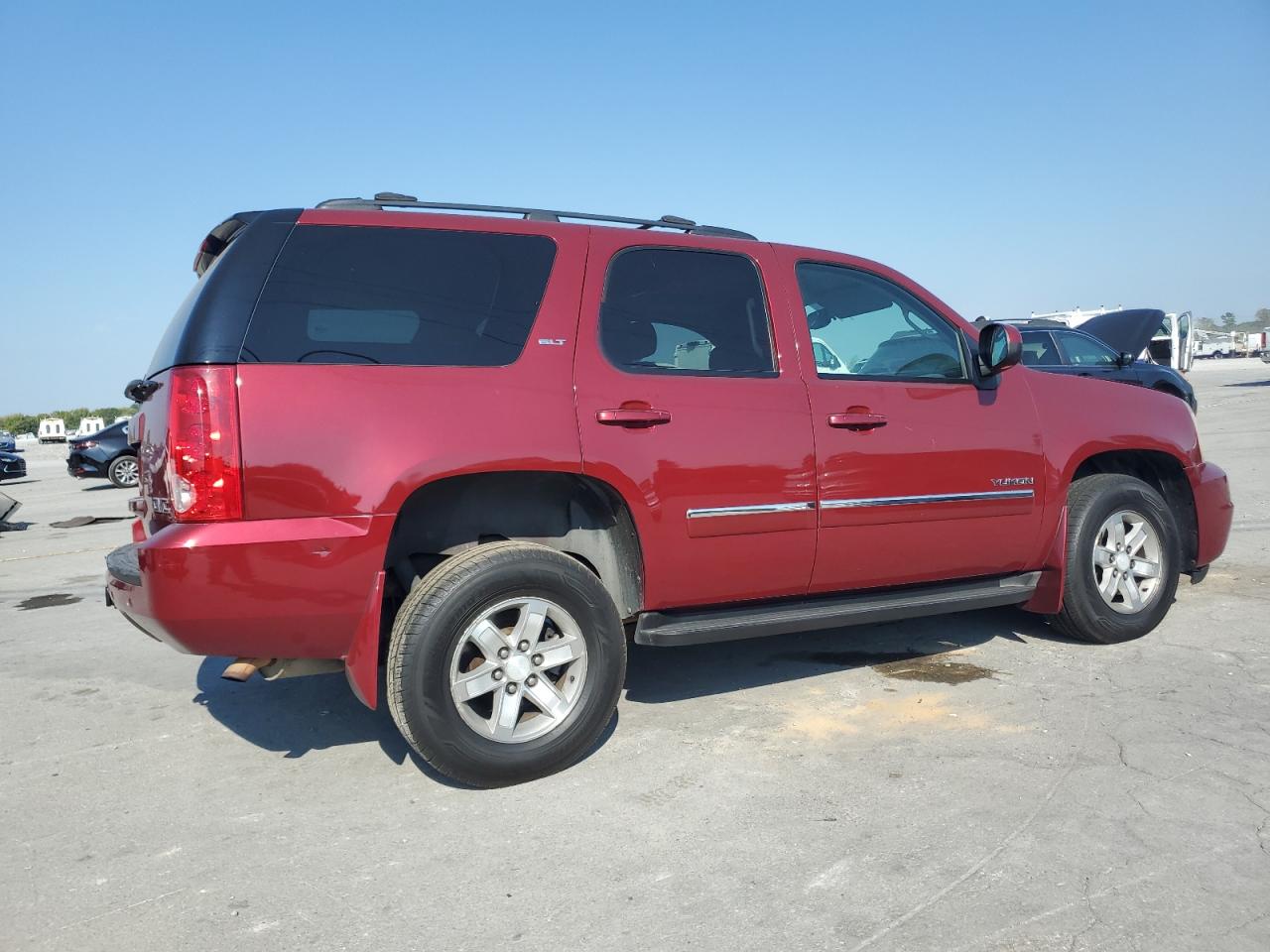 GMC YUKON SLT