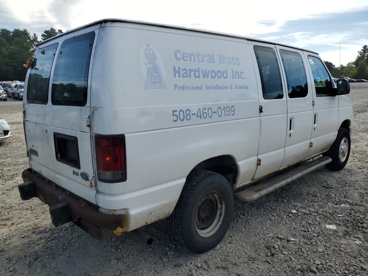 FORD ECONOLINE E250 VAN