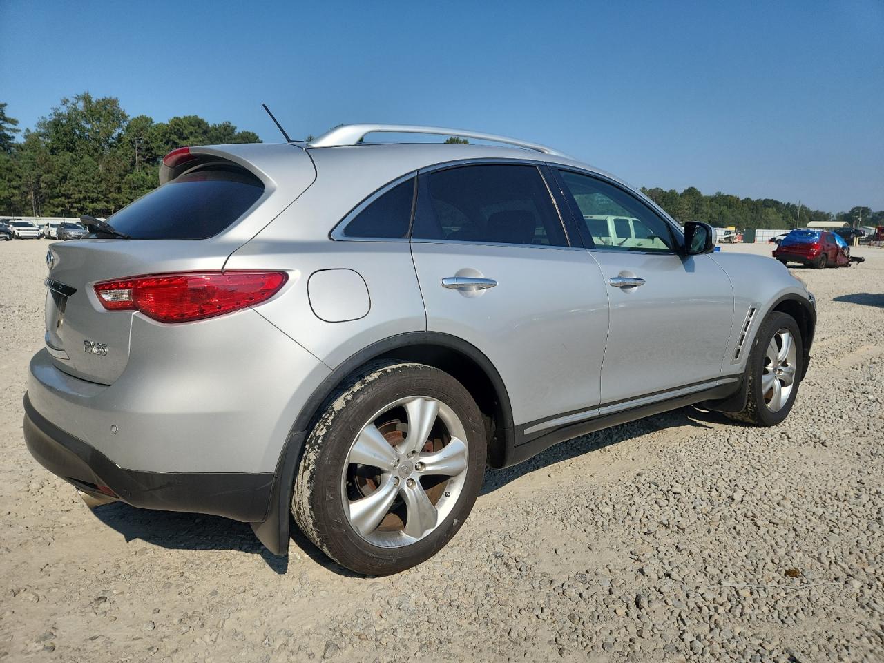INFINITI FX35
