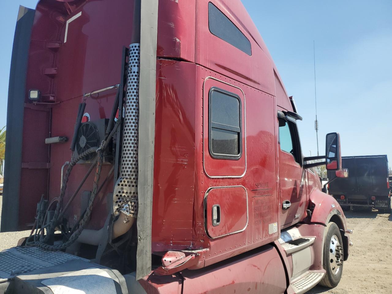 Lot #3312735234 2017 KENWORTH T680