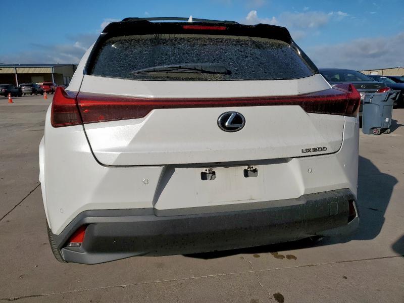 2022 LEXUS UX 200 BASE JTHP3JBH0N2054374