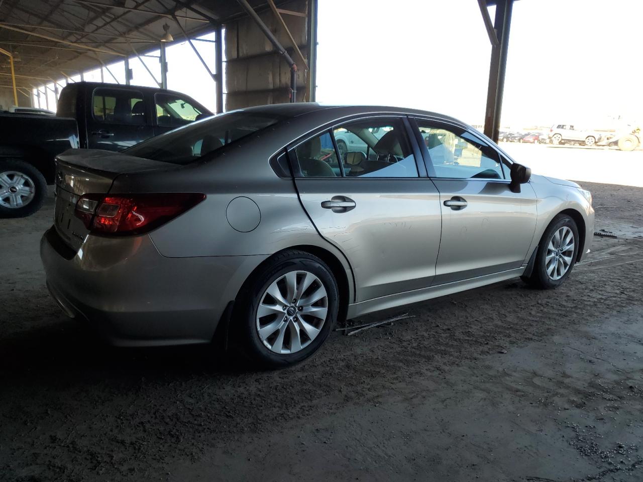 SUBARU LEGACY 2.5I