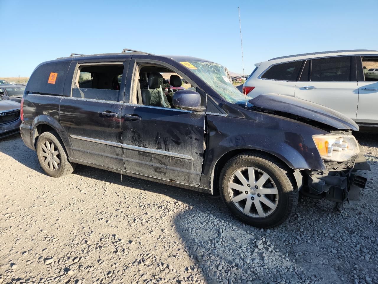 CHRYSLER TOWN & COUNTRY TOURING