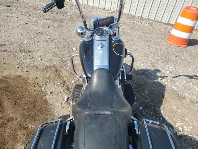 2017 HARLEY-DAVIDSON FLHR ROAD KING 1HD1FBC18HB672518