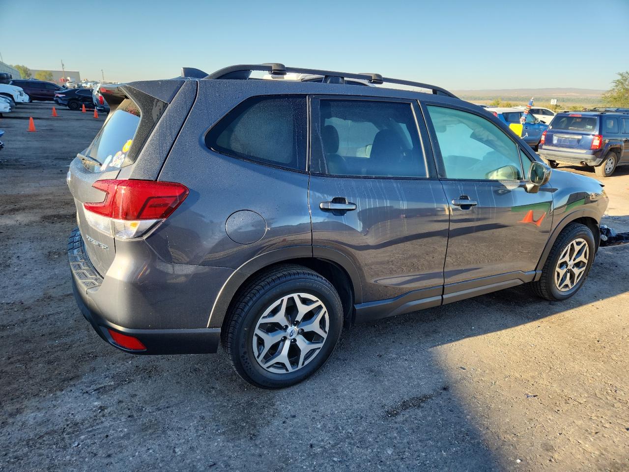 SUBARU FORESTER PREMIUM