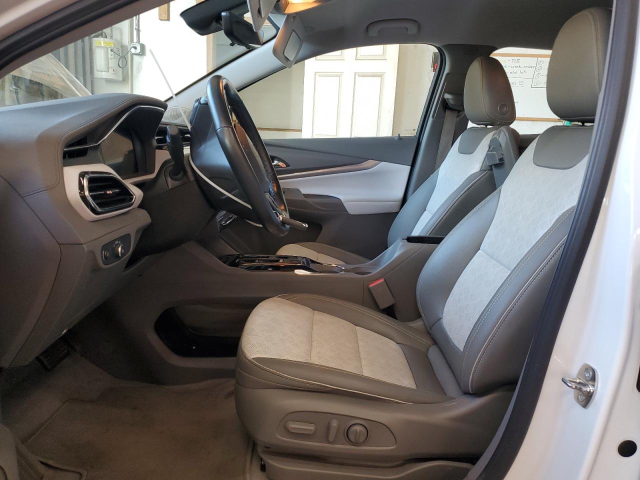 CHEVROLET BOLT EUV PREMIER