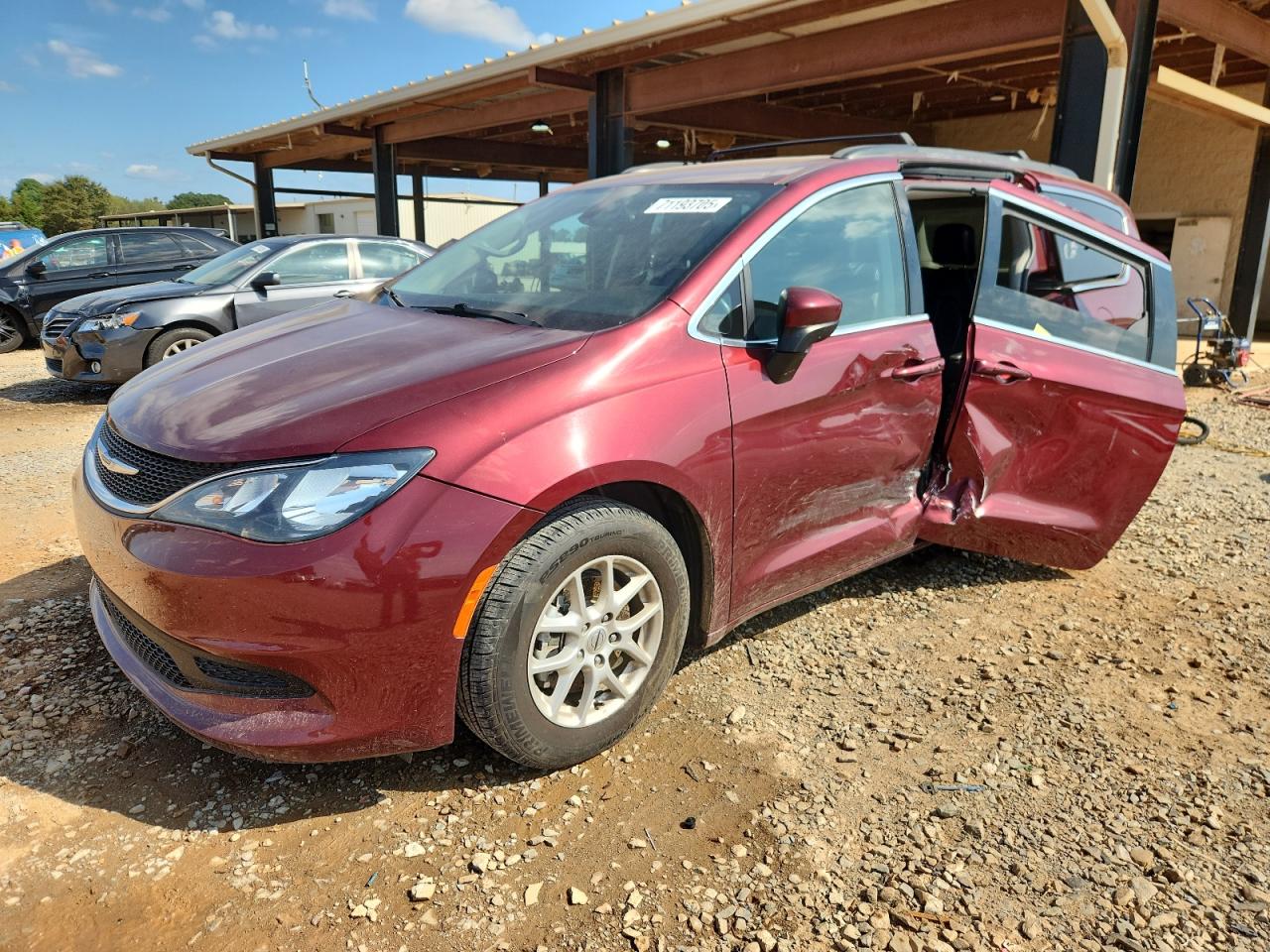 Lot #3273914815 2021 CHRYSLER VOYAGER LX