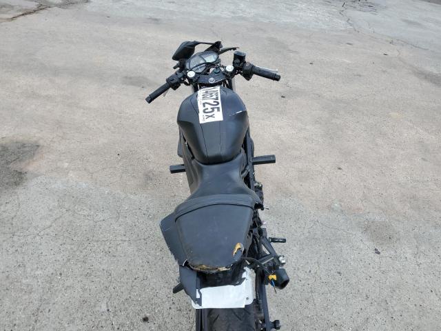 2017 YAMAHA YZFR3 MH3RH06Y8HK015599