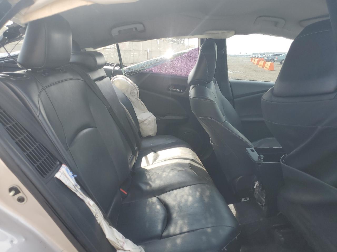 TOYOTA PRIUS PRIME LE