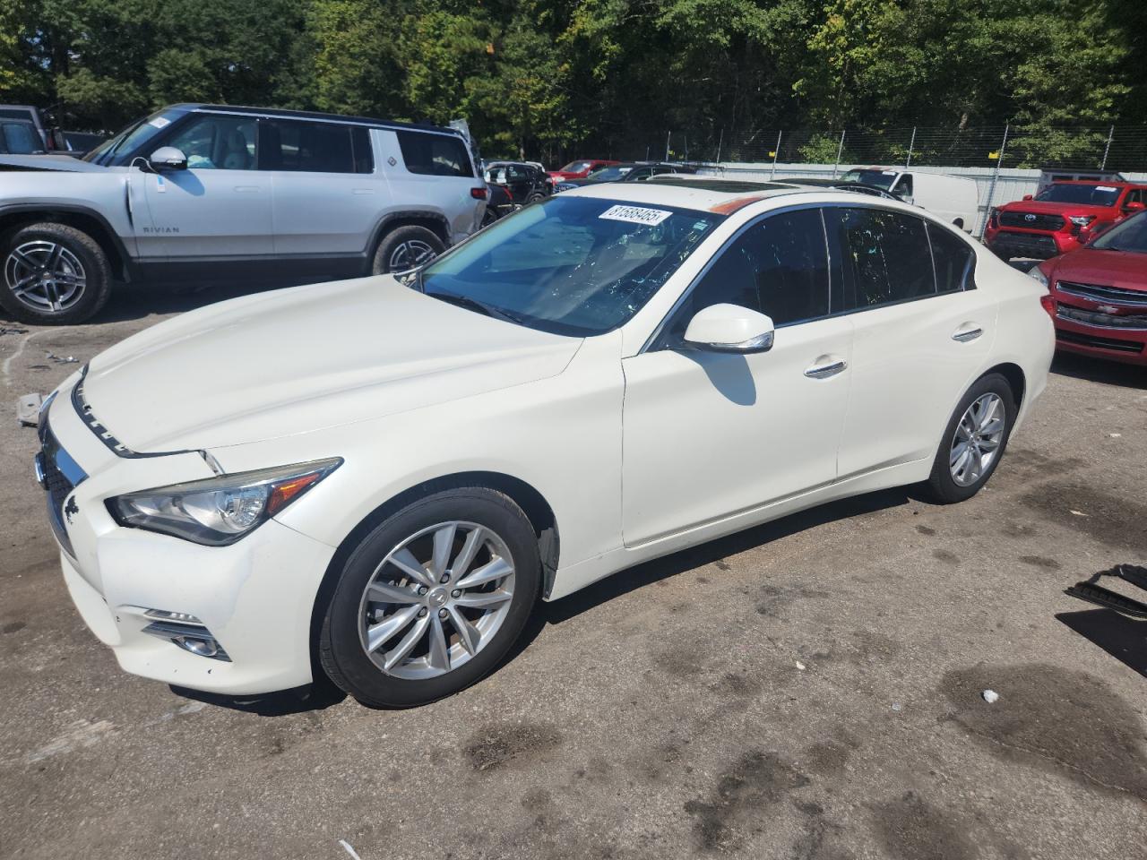 INFINITI Q50 BASE