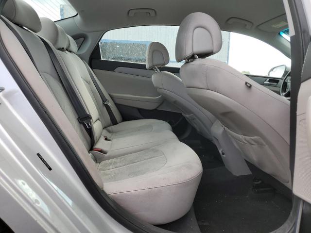 2016 HYUNDAI SONATA SE 5NPE24AF2GH371443