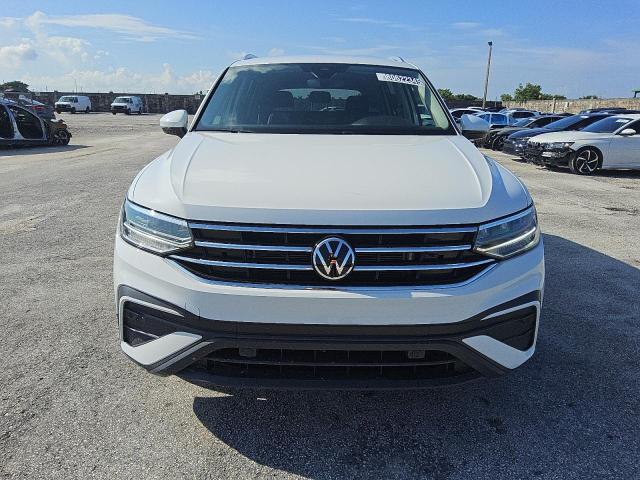 2024 VOLKSWAGEN TIGUAN SE 3VV3B7AX0RM043602