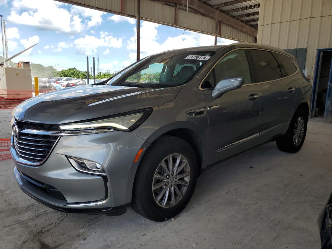 BUICK ENCLAVE ESSENCE