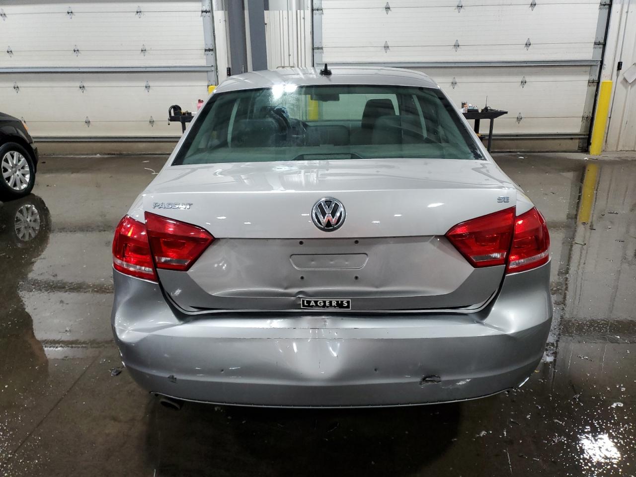 VOLKSWAGEN PASSAT SE