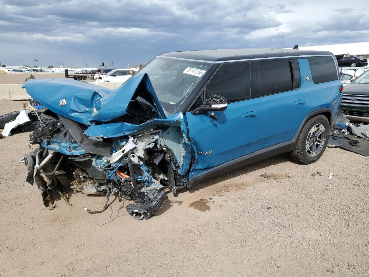 RIVIAN R1S LAUNCH EDITION