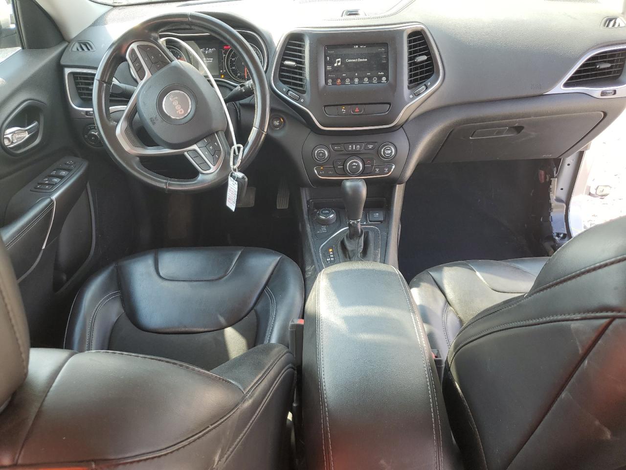 JEEP GRAND CHEROKEE LATITUDE PLUS