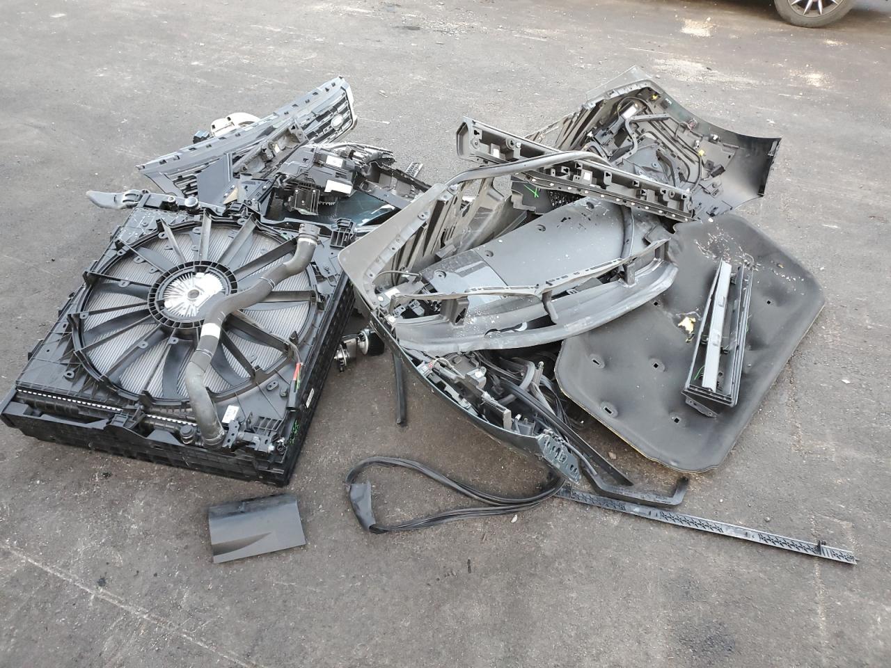 LAND ROVER RANGE ROVER SE