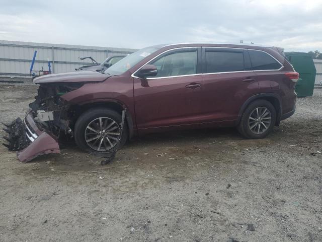 TOYOTA HIGHLANDER SE