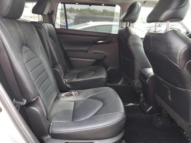 2022 TOYOTA HIGHLANDER 5TDHZRBH9NS581597
