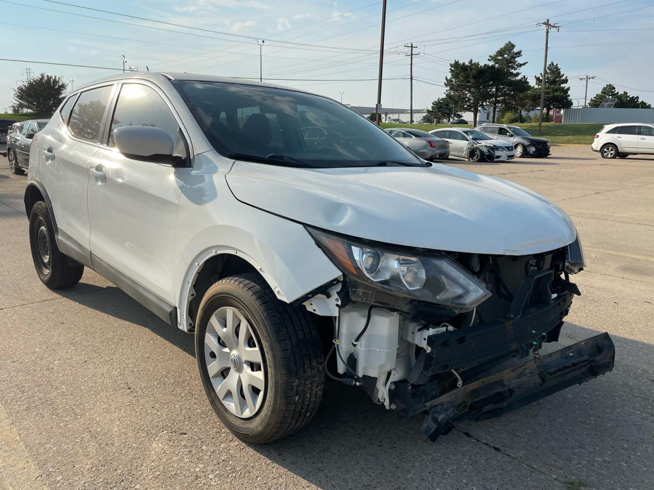 NISSAN ROGUE SPORT S