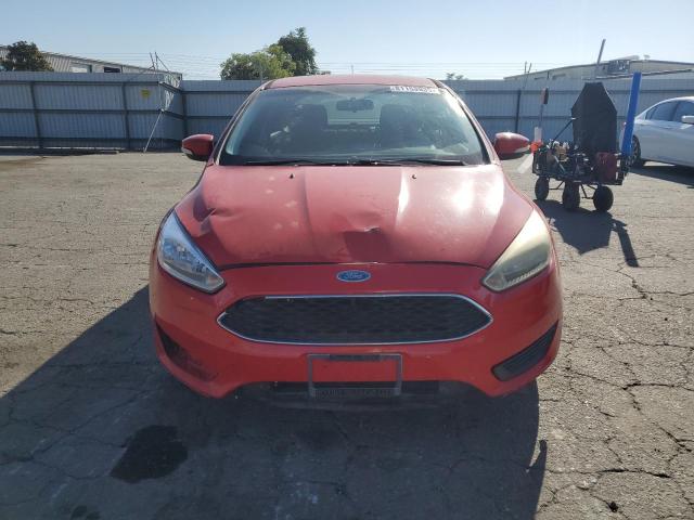 2015 FORD FOCUS SE 1FADP3F24FL242682