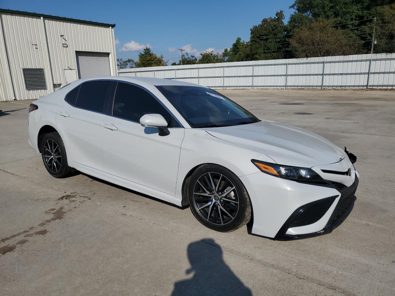 TOYOTA CAMRY SE NIGHT SHADE