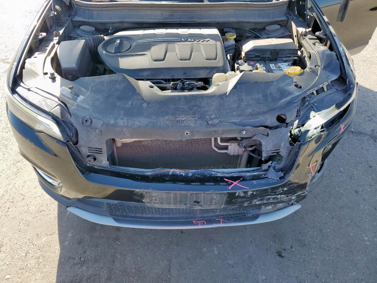 Lot #3311638234 2019 JEEP CHEROKEE L