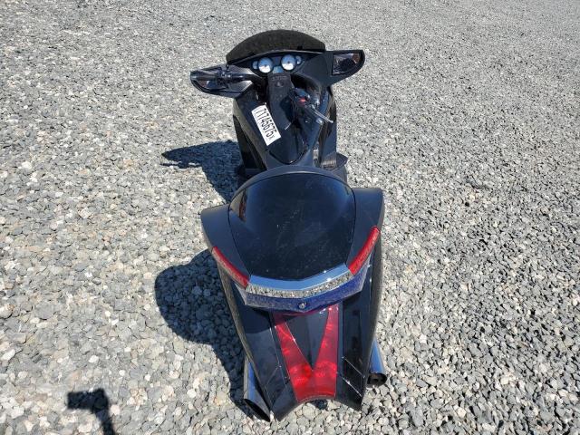 2011 VICTORY MOTORCYCLES VISION 8-B 5VPSA36NXB3003405