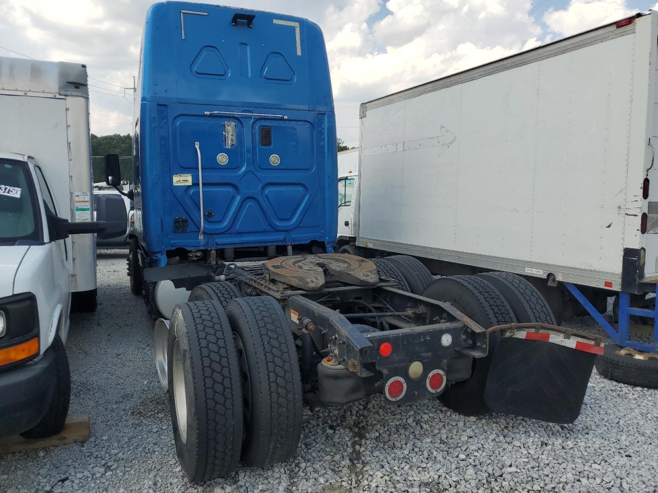 Lot #3305364299 2015 FREIGHTLINER CASCADIA 1