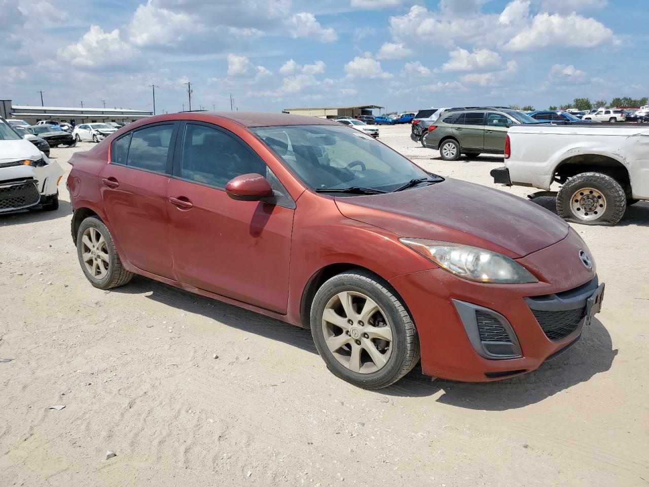 MAZDA 3 I