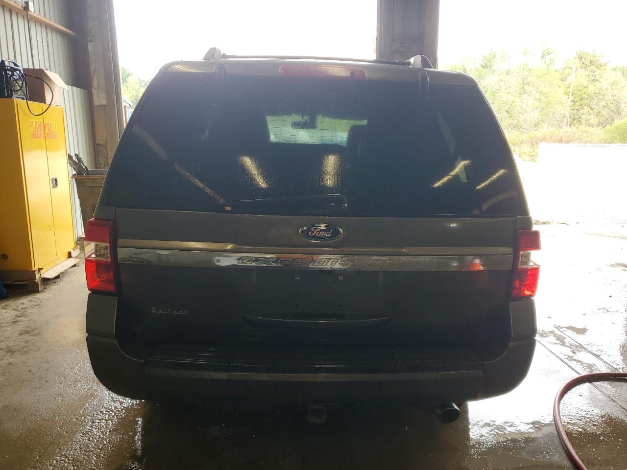 FORD EXPEDITION LIMITED
