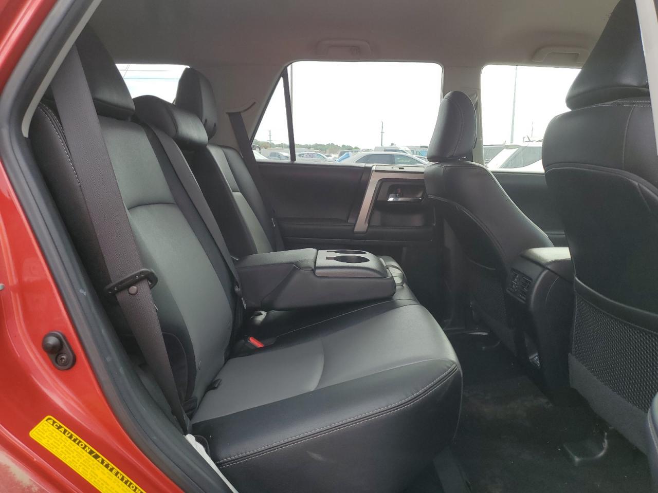 TOYOTA 4RUNNER SR5/SR5 PREMIUM