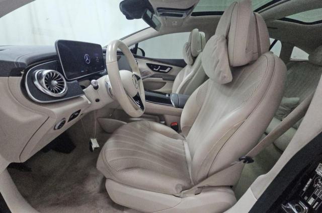 2022 MERCEDES-BENZ EQS SEDAN W1KCG2DB1NA01322