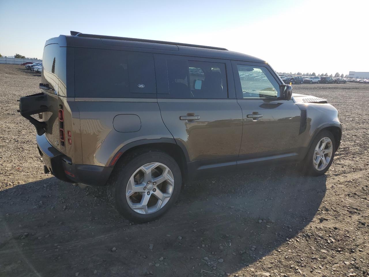 LAND ROVER DEFENDER 110 SE
