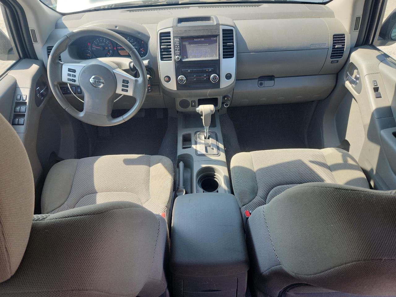 NISSAN FRONTIER S