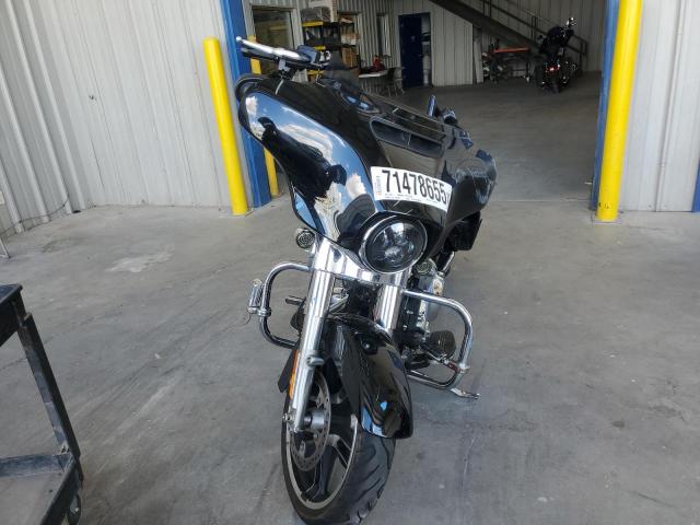 2019 HARLEY-DAVIDSON FLHX 1HD1KBC18KB684574
