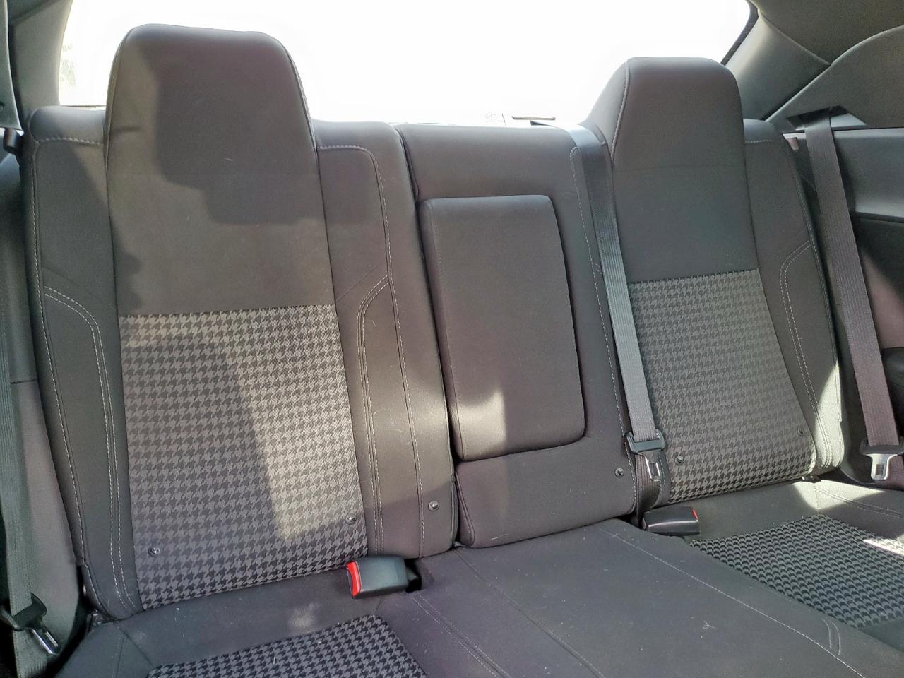 DODGE CHALLENGER SXT