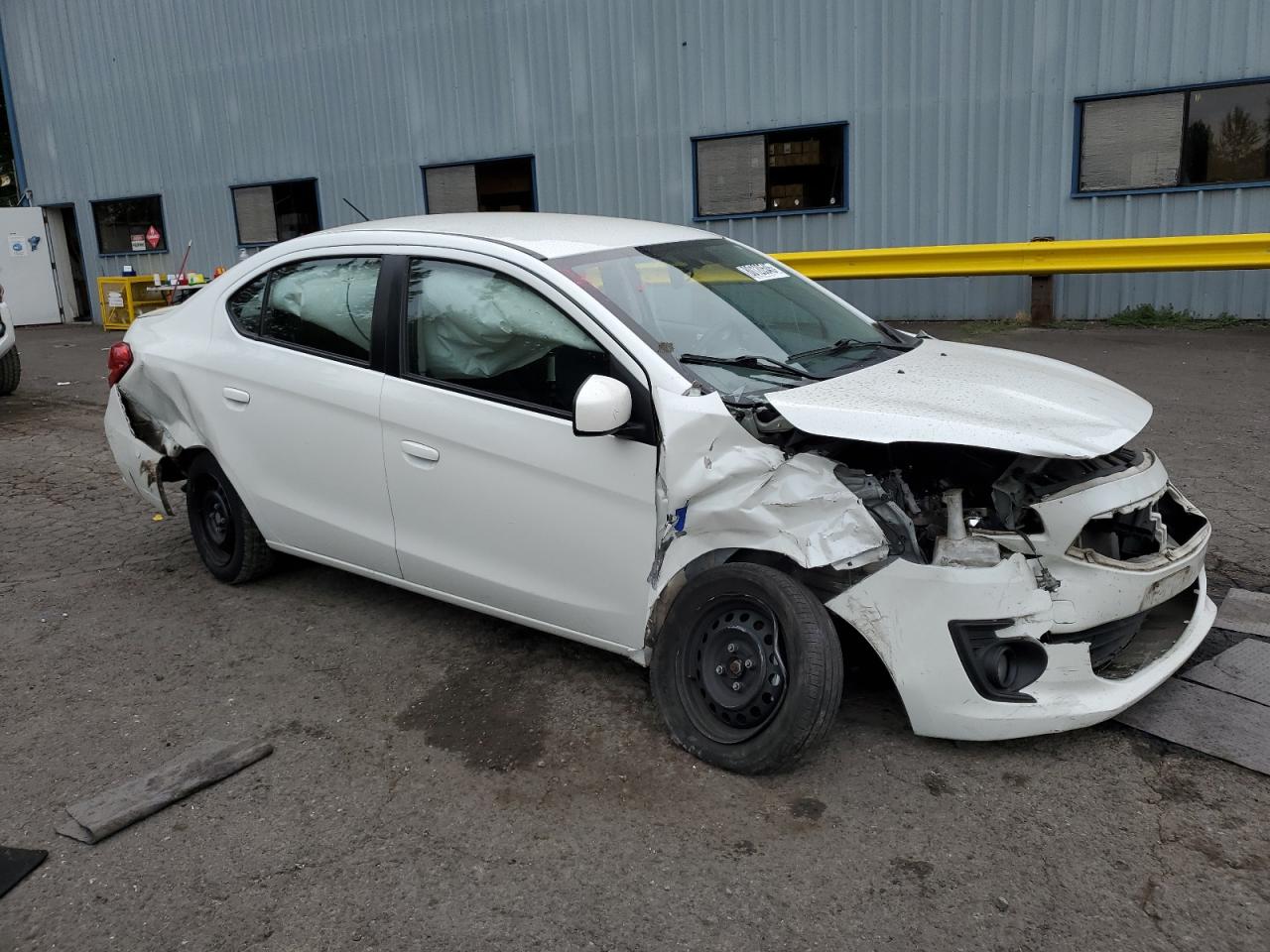 MITSUBISHI MIRAGE G4 ES