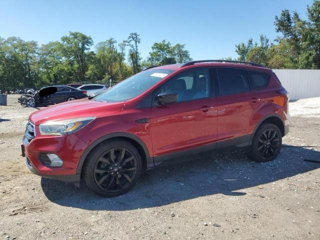 2017 FORD ESCAPE SE 1FMCU0GD3HUC17620