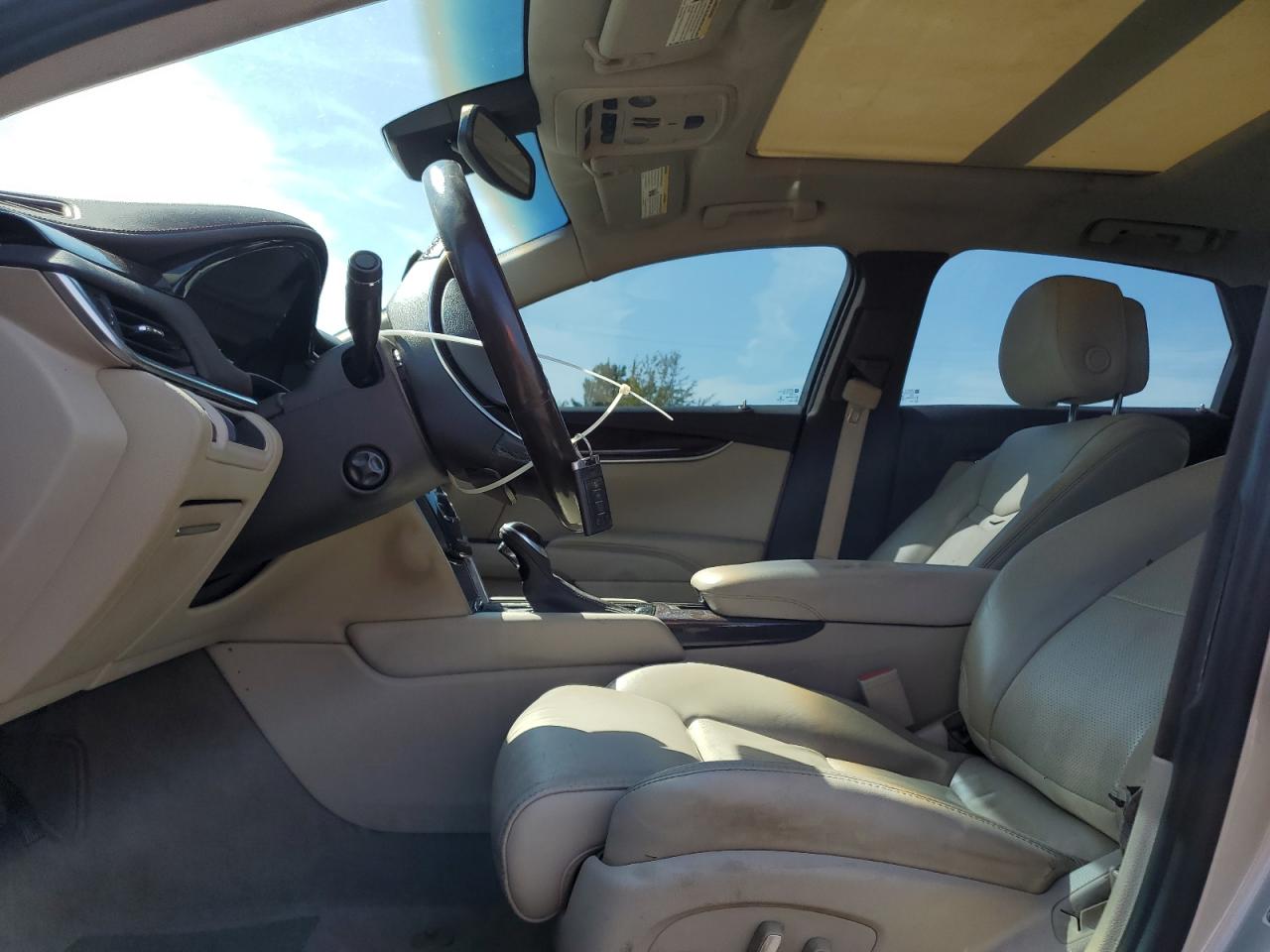 CADILLAC XTS LUXURY COLLECTION