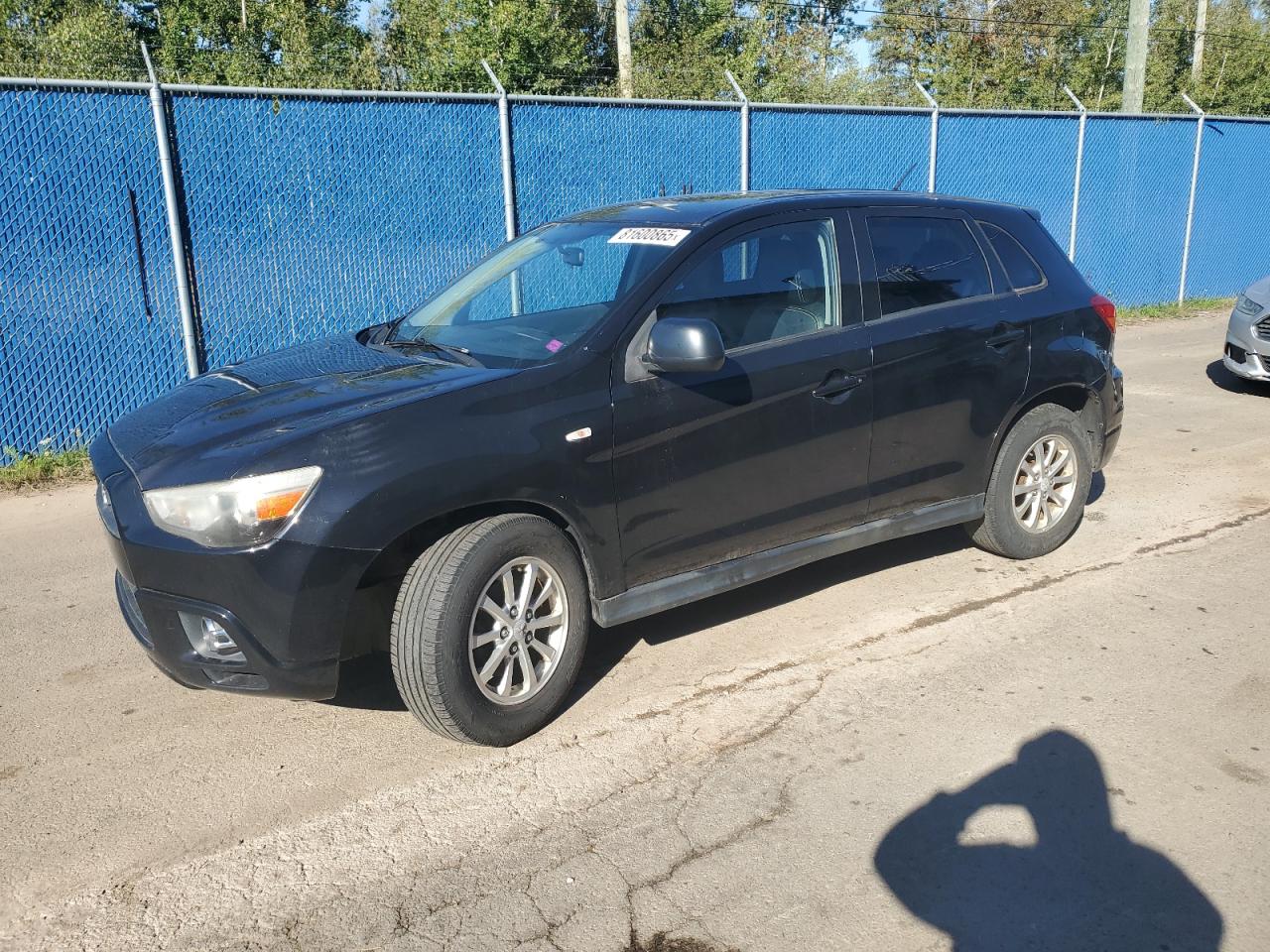 MITSUBISHI OUTLANDER SE