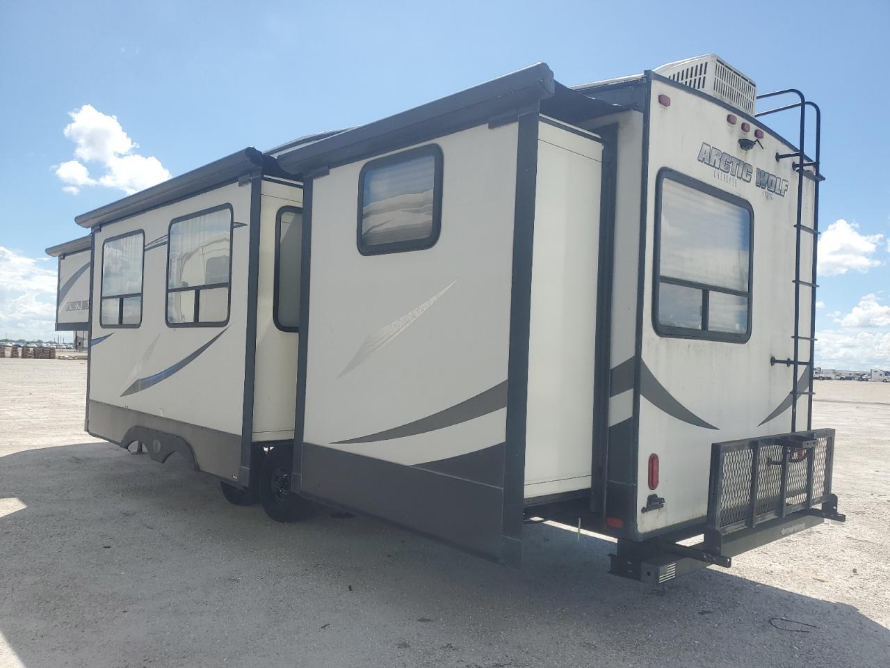 Lot #3248739840 2019 WILDWOOD CHEROKEE