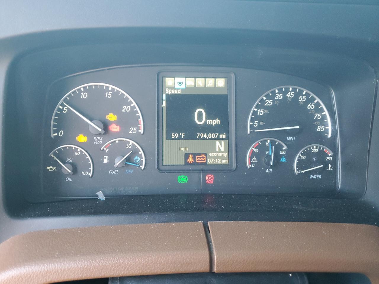 Lot #3284047818 2021 FREIGHTLINER CASCADIA 1