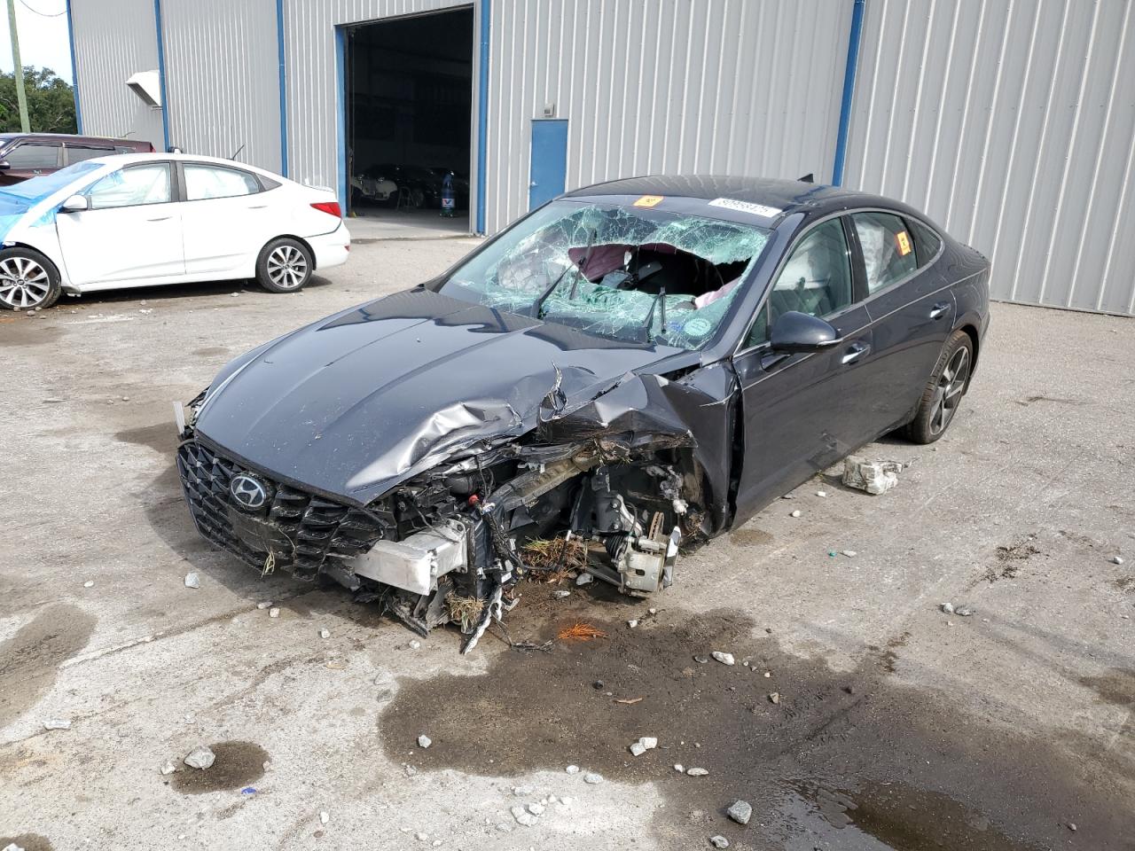 HYUNDAI SONATA SEL PLUS