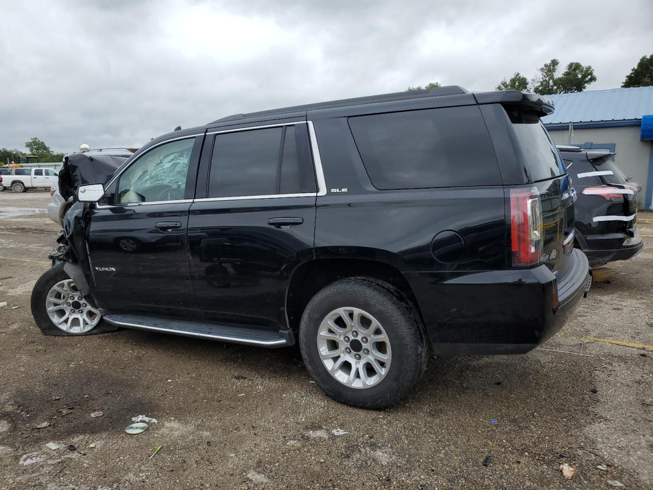 GMC YUKON SLE
