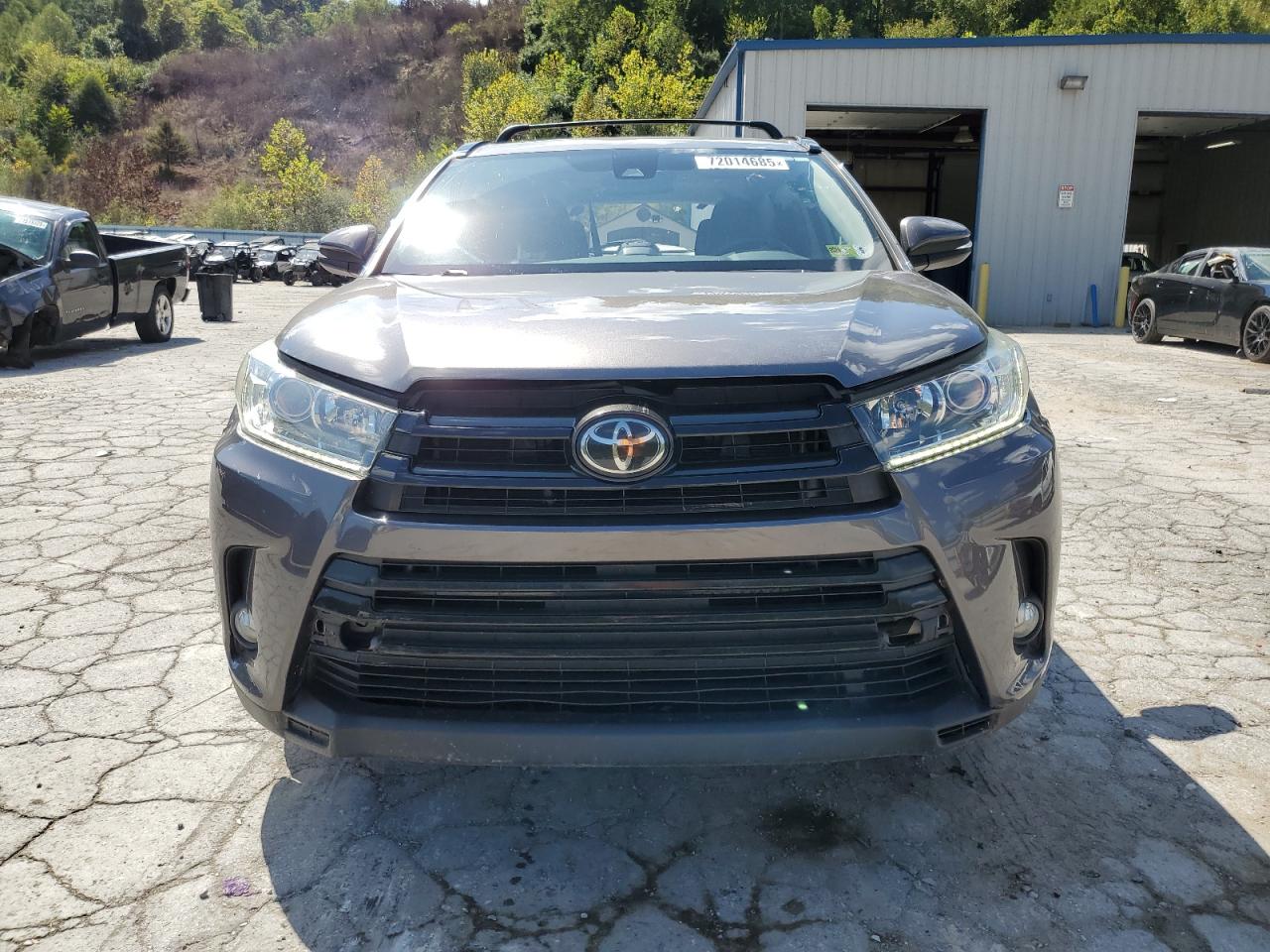 TOYOTA HIGHLANDER SE